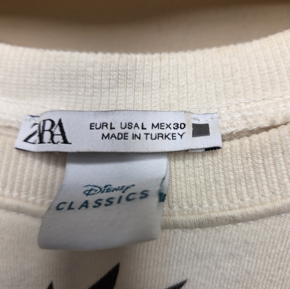 ZARA Disney Cream Sweatshirt with Graphic Size L - Picture 9 of 11
